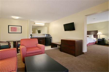 Baymont By Wyndham Greenville Oda fotoğraf